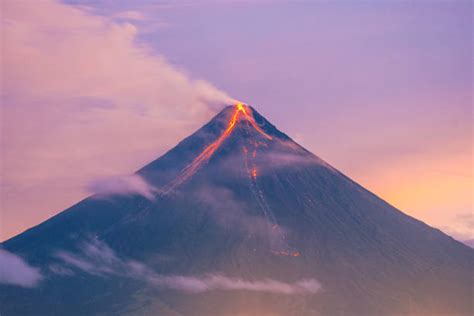 740+ Mayon Volcano Stock Photos, Pictures & Royalty.